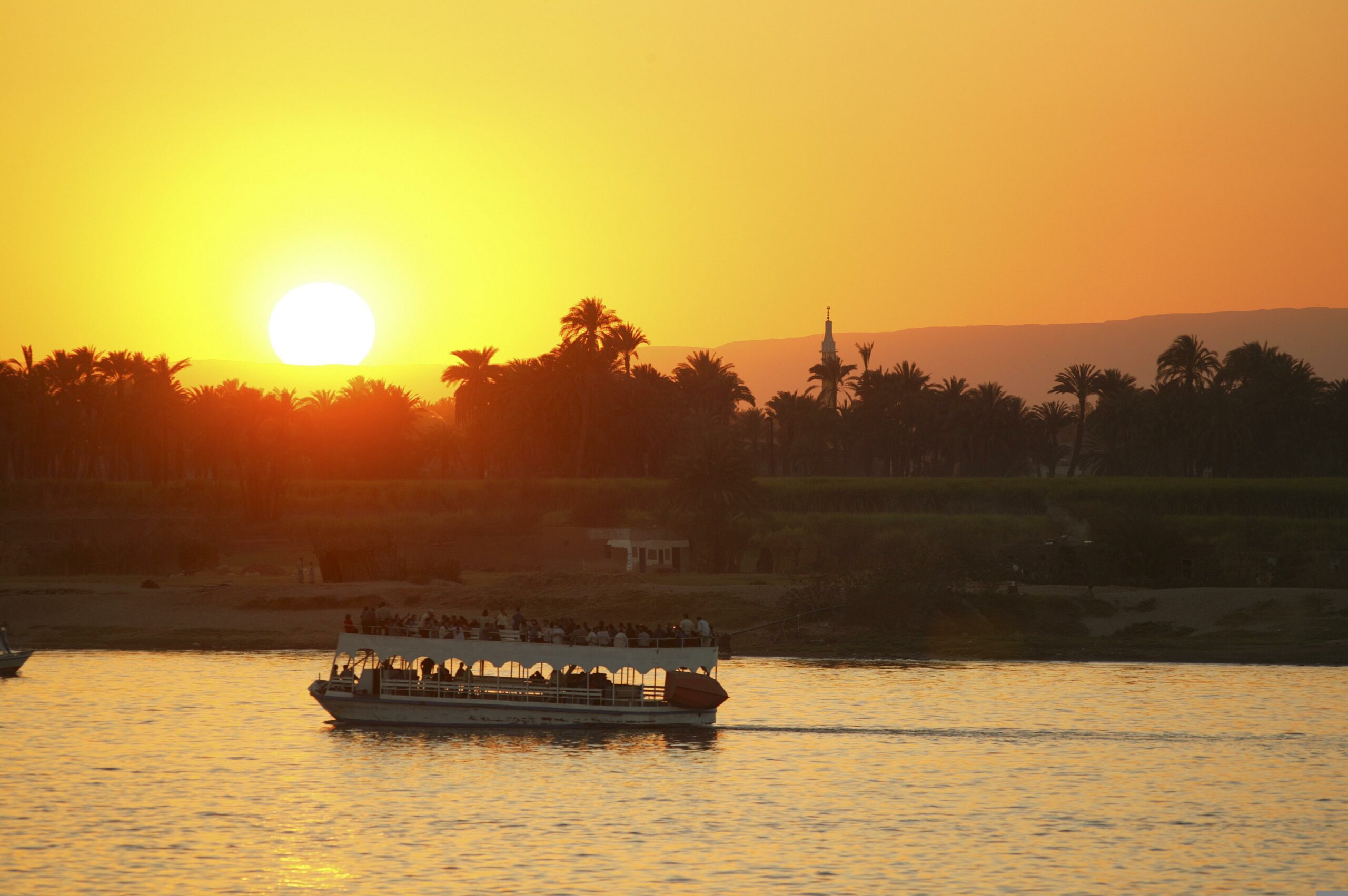 EGITTO ADVENTURE – Navigando sul Nilo con l'archeologo a contatto con la  popolazione Nubiana – GuirriTour